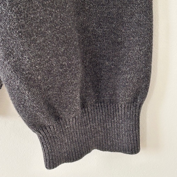 Eddie Bauer Charcoal Gray V-Neck Cotton Sweater - Picture 7 of 16